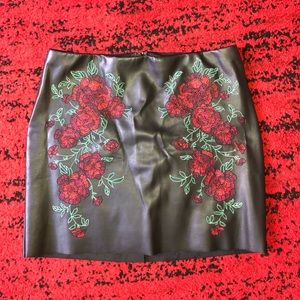 🌹Embroidered Leather Skirt🌹